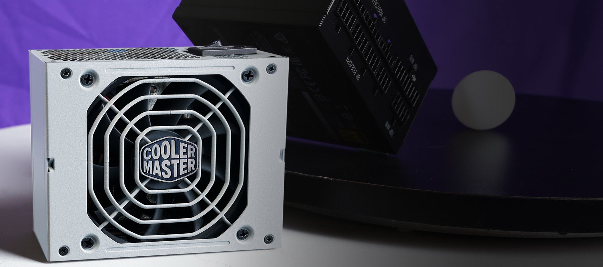 Cooler Master V850 SFX Gold White Edition Full Modular, 850W, 80+ Gold  Efficiency, ATX Bracket Included, Quiet FDB Fan, SFX Form Factor, 10 Year  
